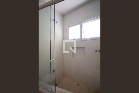 Apartamento à venda com 279m², 4 quartos e 2 vagasBanheiro da Suíte 3