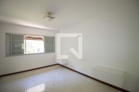 Apartamento à venda com 279m², 4 quartos e 2 vagasSuíte 3