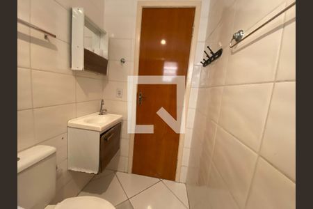 Apartamento para alugar com 100m², 2 quartos e sem vaga Apartamento para alugar com 100m², 2 quartos e sem vagaBanheiro