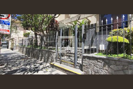 Apartamento à venda com 110m², 3 quartos e 2 vagas Apartamento à venda com 110m², 3 quartos e 2 vagasFachada