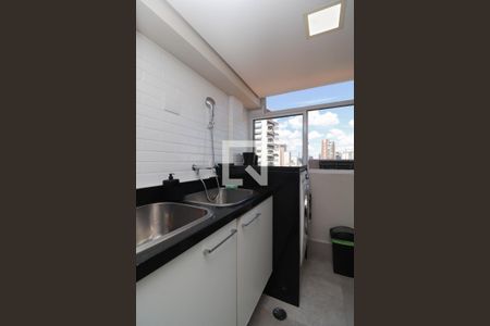 Apartamento à venda com 110m², 3 quartos e 2 vagas Apartamento à venda com 110m², 3 quartos e 2 vagasÁrea de Serviço