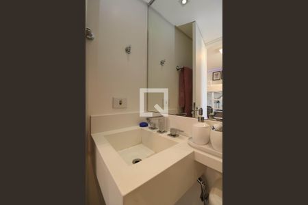 Apartamento à venda com 110m², 3 quartos e 2 vagas Apartamento à venda com 110m², 3 quartos e 2 vagasBanheiro da Suíte 2