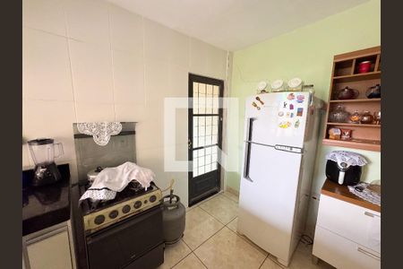 Casa à venda com 360m², 3 quartos e 6 vagasCasa 2 Cozinha