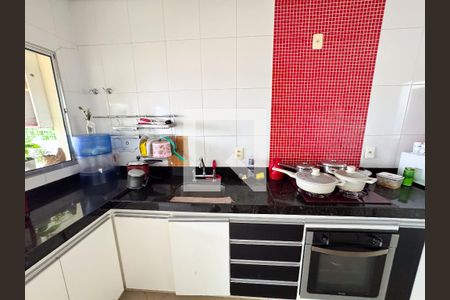 Casa à venda com 360m², 3 quartos e 6 vagasCozinha
