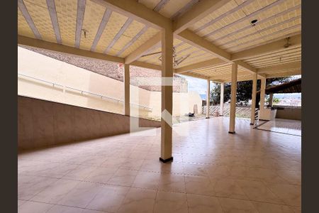 Casa à venda com 360m², 3 quartos e 6 vagasÁrea comum