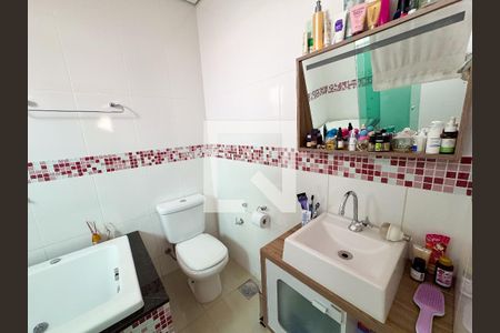 Casa à venda com 360m², 3 quartos e 6 vagasBanheiro da Suíte