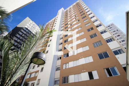 Apartamento à venda com 32m², 1 quarto e 2 vagas Apartamento à venda com 32m², 1 quarto e 2 vagasFachada