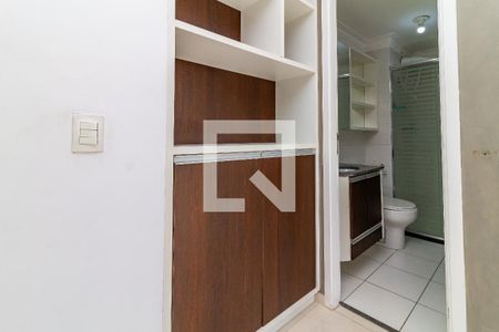 Apartamento à venda com 32m², 1 quarto e 2 vagas Apartamento à venda com 32m², 1 quarto e 2 vagasSala