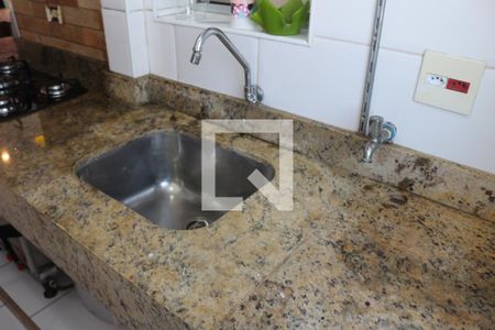 Apartamento para alugar com 74m², 3 quartos e 1 vagaÁrea de Serviço