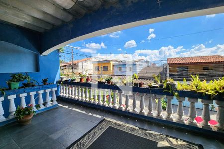 Casa à venda com 200m², 4 quartos e 2 vagasVaranda - Casa 2