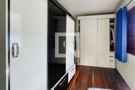 Casa à venda com 200m², 4 quartos e 2 vagasQuarto 1 - Casa 2