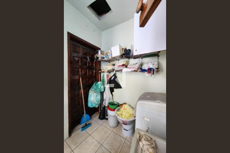 Casa à venda com 200m², 4 quartos e 2 vagasÁrea de Serviço - Casa 2