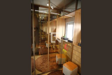 Apartamento à venda com 118m², 2 quartos e 2 vagasCloset do quarto 2