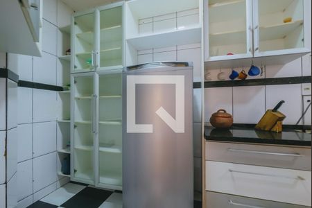 Casa para alugar com 200m², 4 quartos e 4 vagasCozinha