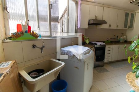 Apartamento à venda com 123m², 3 quartos e 1 vagaCozinha e Área de Serviço