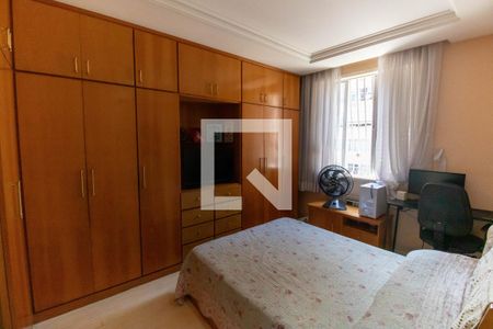 Apartamento à venda com 123m², 3 quartos e 1 vagaSuíte 