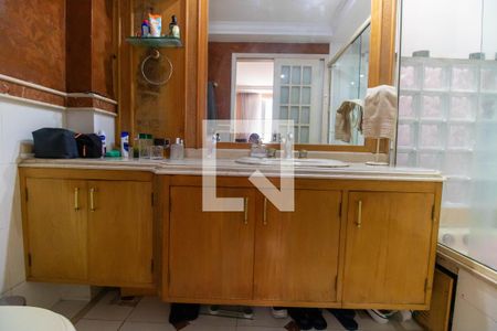 Apartamento à venda com 123m², 3 quartos e 1 vagaBanheiro da Suíte