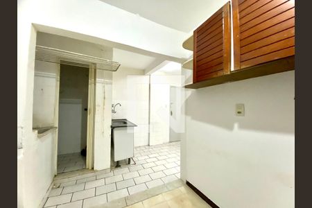 Apartamento para alugar com 69m², 2 quartos e sem vaga Apartamento para alugar com 69m², 2 quartos e sem vagaCozinha e Área de Serviço