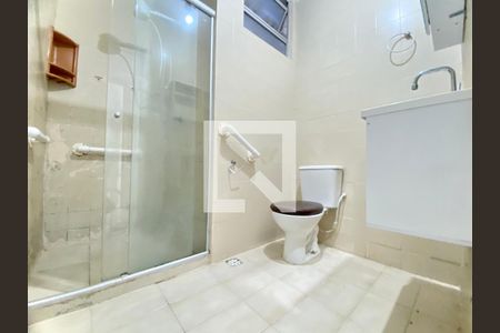 Apartamento para alugar com 69m², 2 quartos e sem vaga Apartamento para alugar com 69m², 2 quartos e sem vagaBanheiro