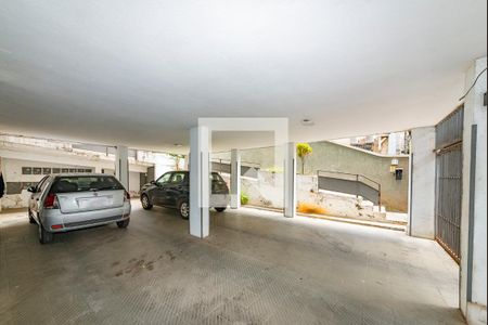 Apartamento para alugar com 100m², 3 quartos e 1 vaga Apartamento para alugar com 100m², 3 quartos e 1 vagaGaragem