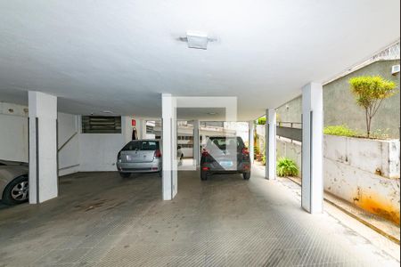 Apartamento para alugar com 100m², 3 quartos e 1 vaga Apartamento para alugar com 100m², 3 quartos e 1 vagaGaragem