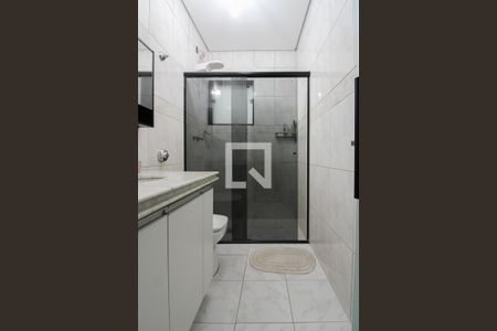 Casa à venda com 360m², 3 quartos e 6 vagas Casa à venda com 360m², 3 quartos e 6 vagasBanheiro Social