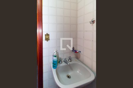 Casa à venda com 400m², 4 quartos e 5 vagasBanheiro de serviço