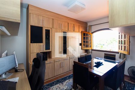 Casa à venda com 400m², 4 quartos e 5 vagasQuarto 2