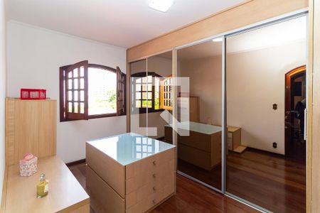 Casa à venda com 400m², 4 quartos e 5 vagasQuarto 1