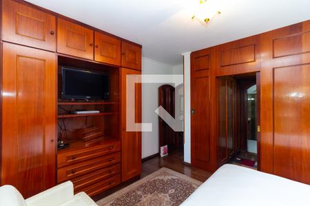 Casa à venda com 400m², 4 quartos e 5 vagasQuarto 4 - Suíte 