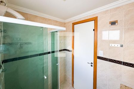 Apartamento para alugar com 72m², 3 quartos e 1 vaga Apartamento para alugar com 72m², 3 quartos e 1 vagaBanheiro Corredor