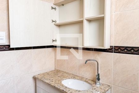 Apartamento para alugar com 72m², 3 quartos e 1 vaga Apartamento para alugar com 72m², 3 quartos e 1 vagaBanheiro Corredor