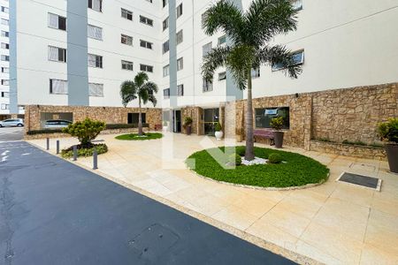 Apartamento para alugar com 72m², 3 quartos e 1 vaga Apartamento para alugar com 72m², 3 quartos e 1 vagaEntrada