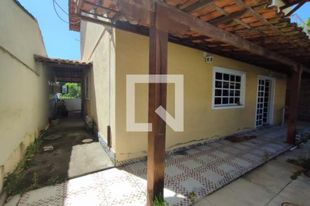 Casa de condomínio à venda com 240m², 4 quartos e 2 vagas Casa de condomínio à venda com 240m², 4 quartos e 2 vagasÁrea comum