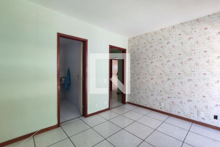 Casa de condomínio à venda com 240m², 4 quartos e 2 vagas Casa de condomínio à venda com 240m², 4 quartos e 2 vagasSuite 2