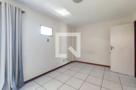 Casa de condomínio à venda com 240m², 4 quartos e 2 vagas Casa de condomínio à venda com 240m², 4 quartos e 2 vagasSuite 3