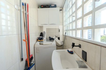 Apartamento à venda com 70m², 2 quartos e sem vagaCozinha e Área de Serviço