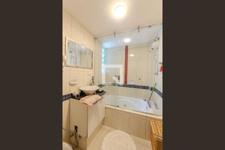 Apartamento à venda com 70m², 2 quartos e sem vagaBanheiro