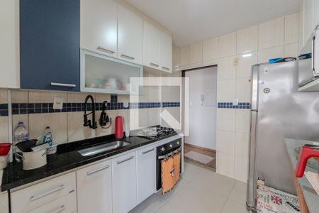 Apartamento à venda com 70m², 2 quartos e sem vagaCozinha e Área de Serviço