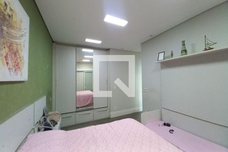 Casa de condomínio para alugar com 420m², 4 quartos e 6 vagasQuarto 2 - Suíte