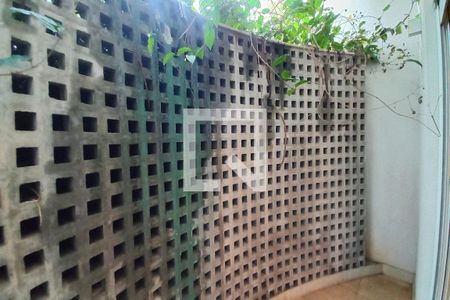 Casa de condomínio para alugar com 420m², 4 quartos e 6 vagasVista da Suíte 4