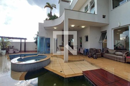 Casa de condomínio para alugar com 420m², 4 quartos e 6 vagasÁrea comum - Piscina