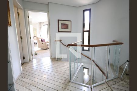 Apartamento à venda com 157m², 2 quartos e 2 vagasEscada