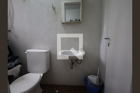 Apartamento à venda com 157m², 2 quartos e 2 vagasBanheiro de serviço