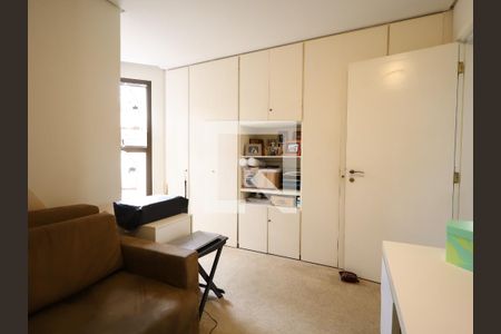 Apartamento à venda com 157m², 2 quartos e 2 vagasSuíte 2