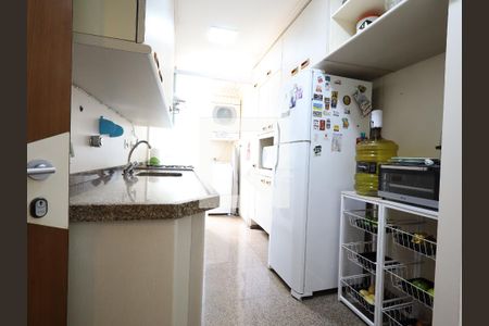 Apartamento à venda com 157m², 2 quartos e 2 vagasCozinha