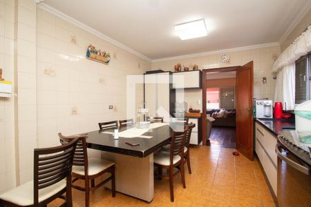 Casa à venda com 600m², 9 quartos e 10 vagas Casa à venda com 600m², 9 quartos e 10 vagasCozinha