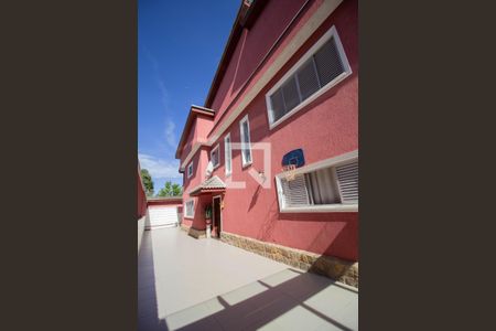 Casa à venda com 600m², 9 quartos e 10 vagas Casa à venda com 600m², 9 quartos e 10 vagasQuintal