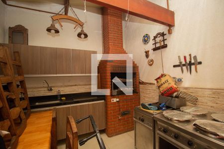 Casa à venda com 600m², 9 quartos e 10 vagas Casa à venda com 600m², 9 quartos e 10 vagasChurrasqueira