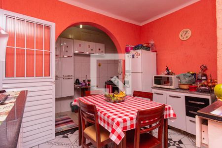 Casa à venda com 135m², 3 quartos e 1 vaga Casa à venda com 135m², 3 quartos e 1 vagaCozinha